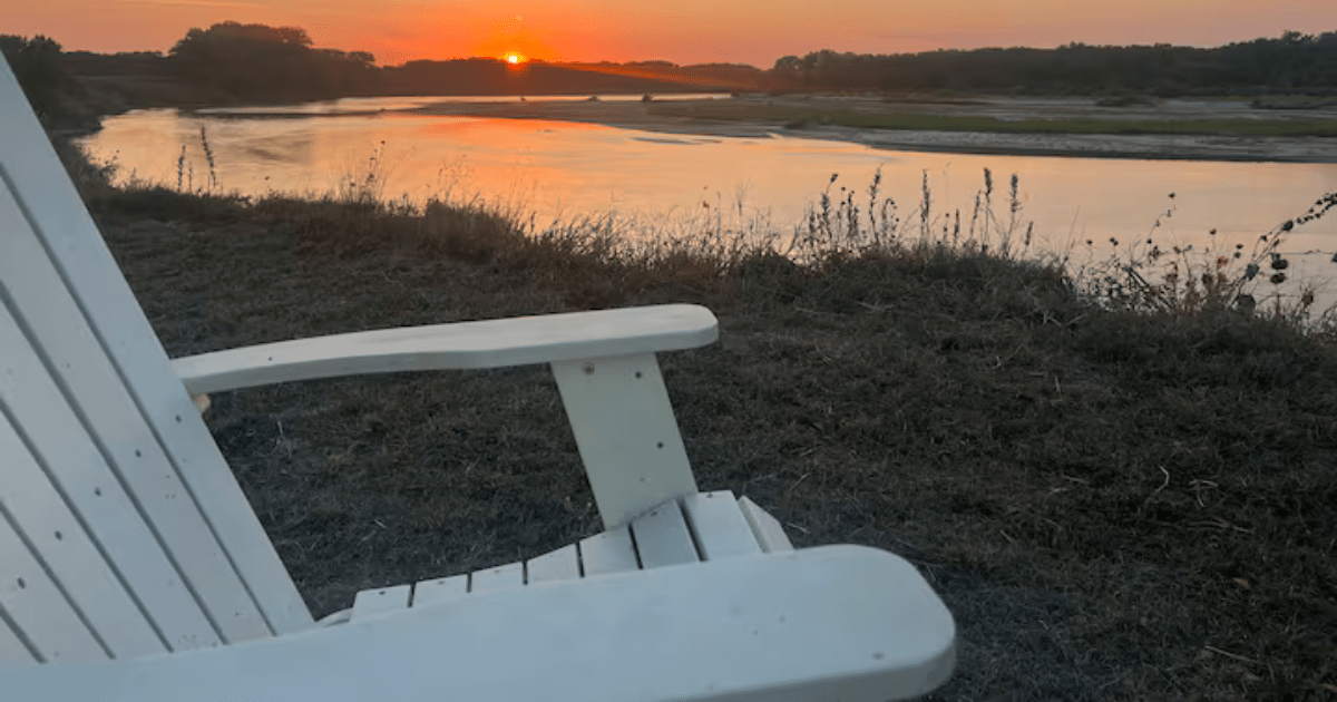 5 Waterfront Nebraska Rentals So Stunning They Don’t Feel Real
