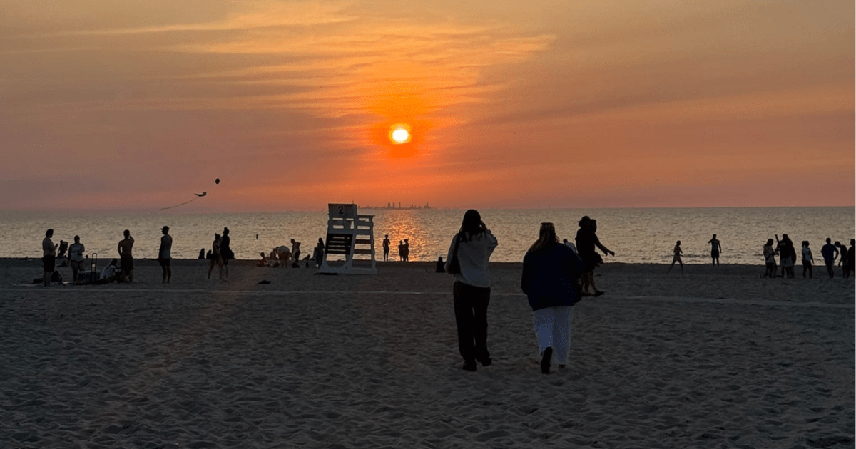 This Walkable Beach City in Indiana Is a Must-Visit Gem