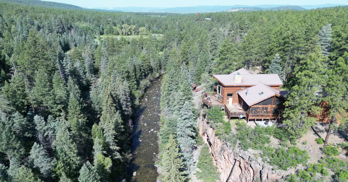 The Best Waterfront Stays in New Mexico for a Scenic Escape