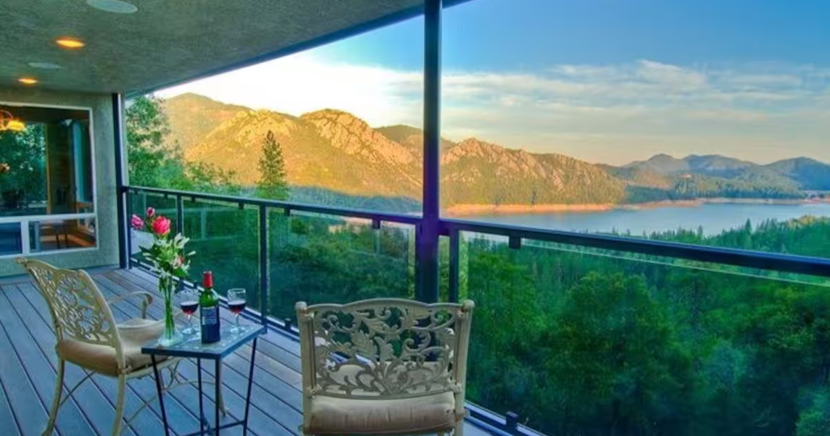 5 Waterfront California Rentals So Stunning They Don’t Feel Real