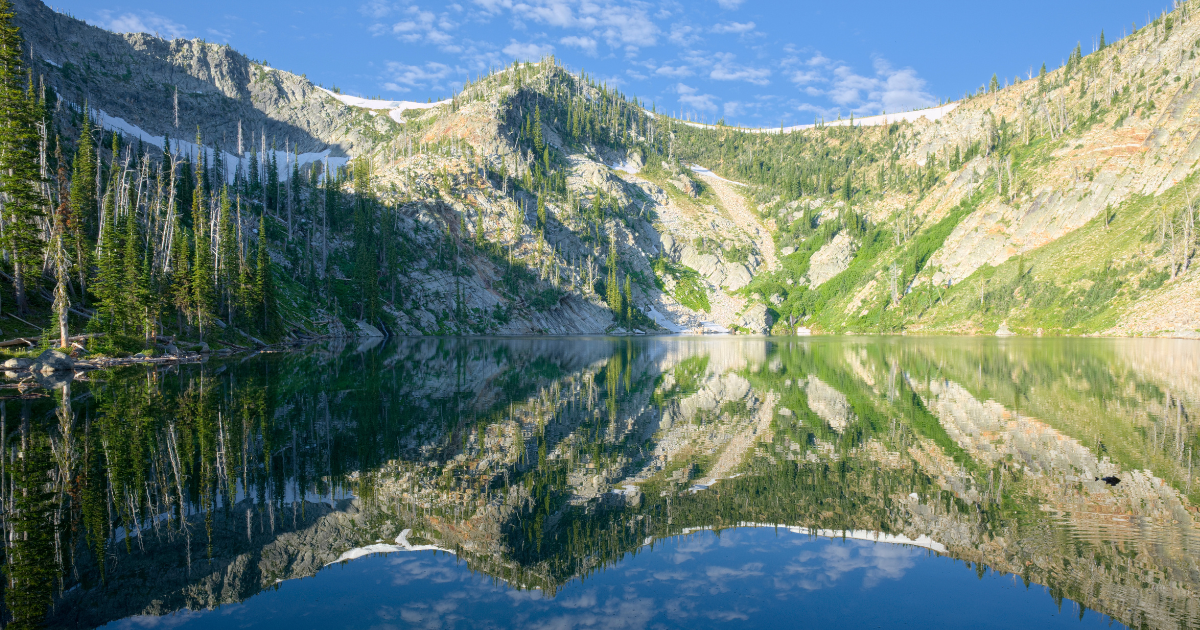 This Little-Known Lake in Idaho Is Absolutely Stunning