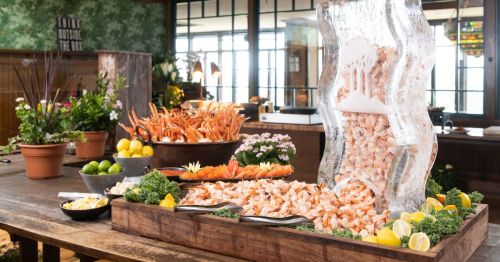 Shrimp and crab legs on ice at Grove Park Inn, Asheville