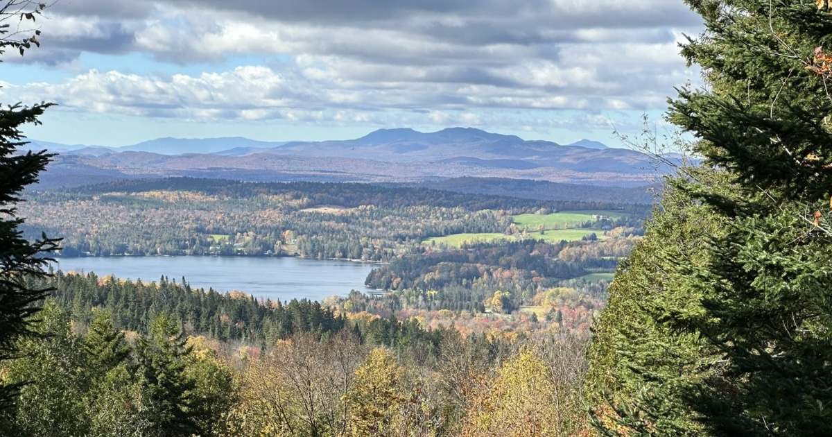 This Little-Known Lake in Vermont Is Absolutely Stunning
