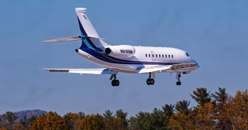 a plane coming in for a landing at Asheville Regional Airport (AVL) in North Carolina