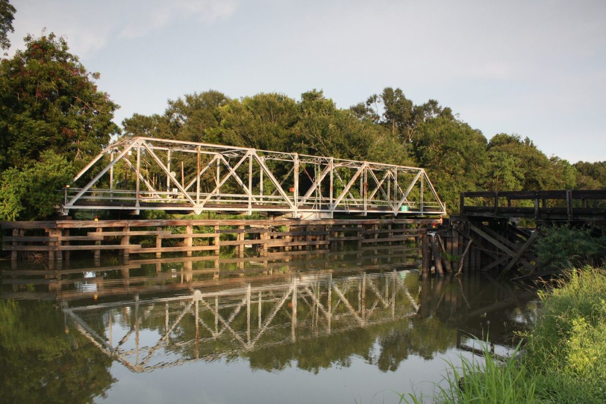 According To Legend, This 135-Mile Louisiana Waterway Was Formed By A Giant Snake