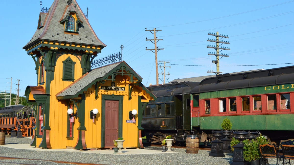 This Scenic Train Ride in Pennsylvania Is Worth the Trip
