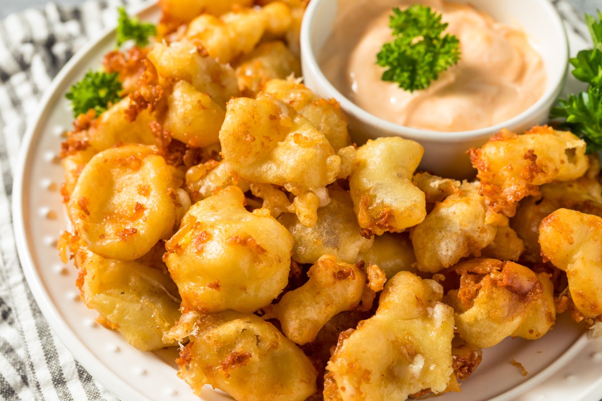 The Wisconsin Comfort Food Locals Can't Stop Arguing About