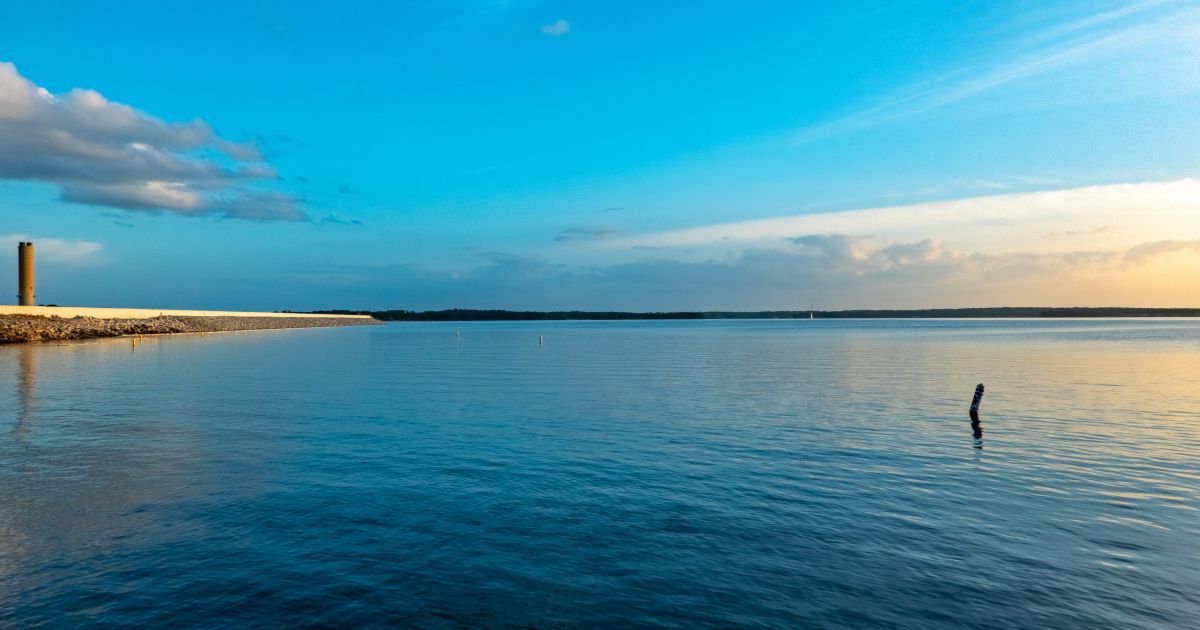 Here's What South Carolina Authorities Actually Say About Swimming in Lake Murray