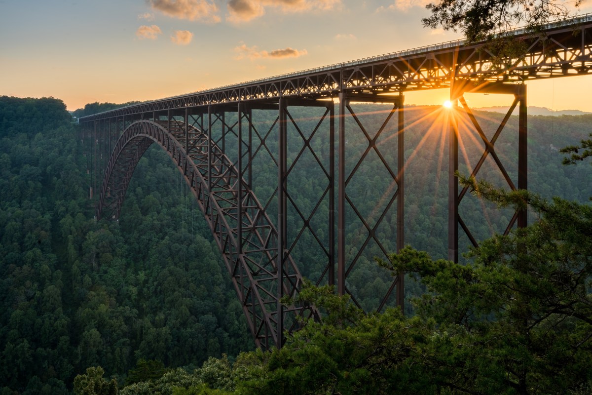 This Quiet Town Near New River Gorge NP Is the Weekend Escape You Need