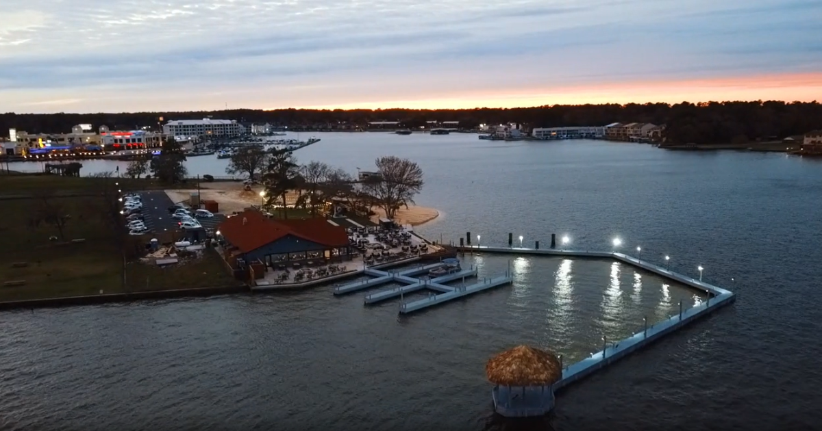 The Waterfront Restaurant in Texas Giving Ultimate Lake Life Vibes