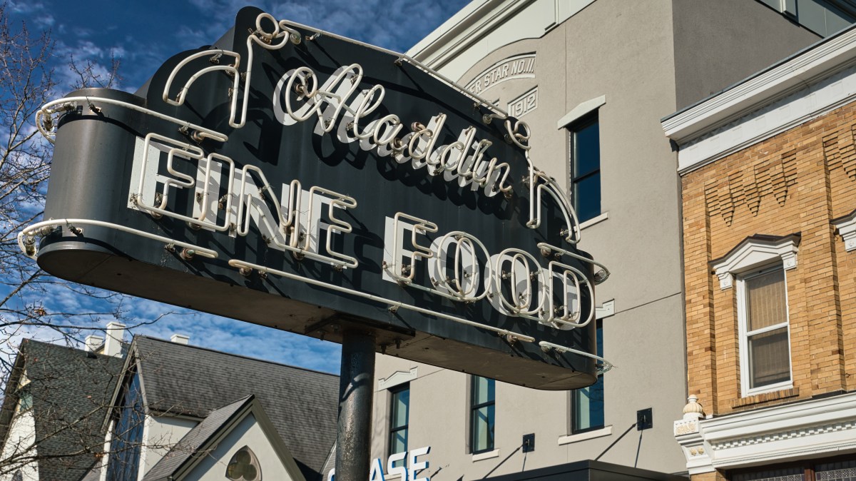 Ohio Has a Town That Feels Like Gilmore Girls, and Fans Will Recognize It Instantly