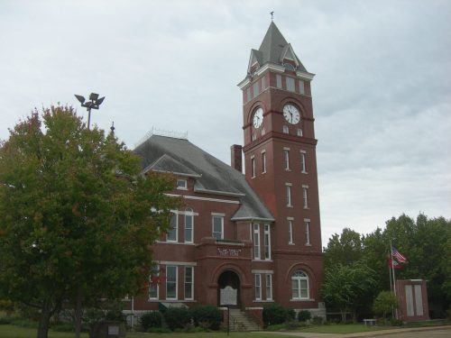 exterior of the clark county courthouse in arkadelphia, arkansas
