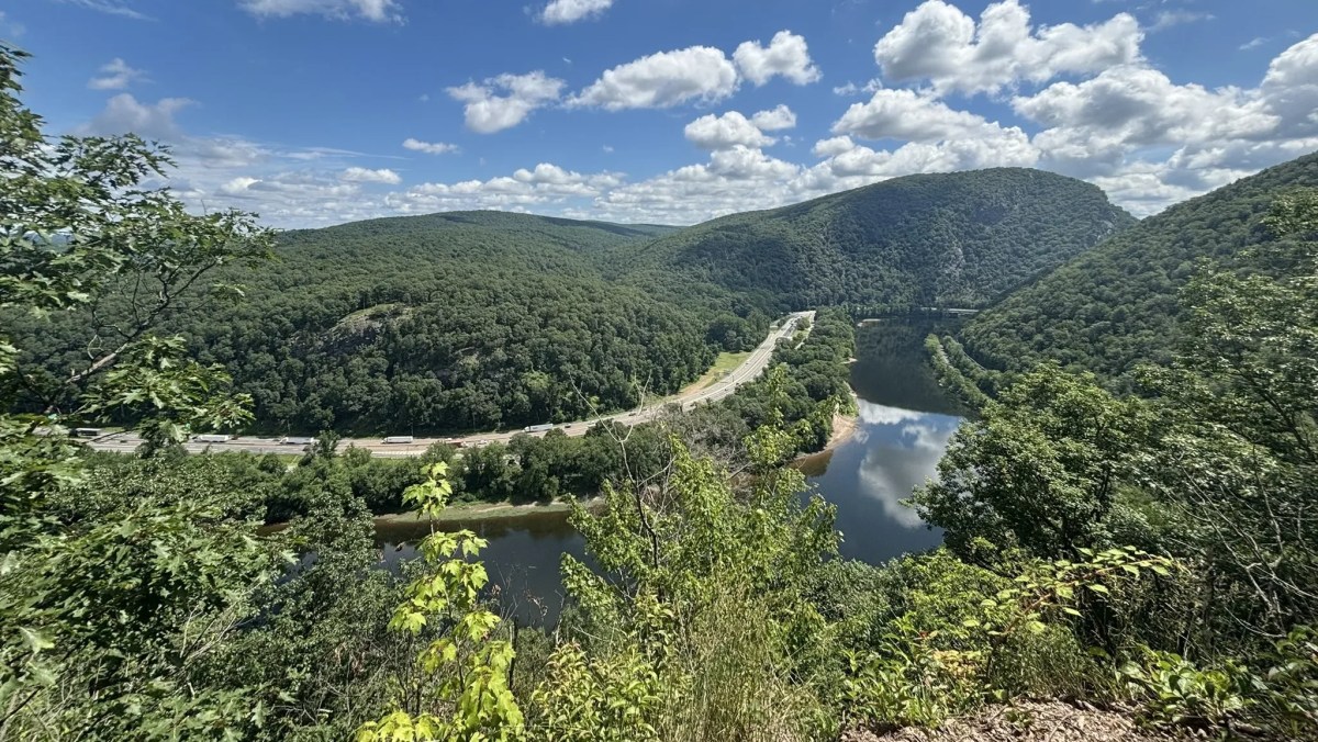A Pennsylvania Hike With Smoky Mountains-Level Scenery and No Reservations Needed