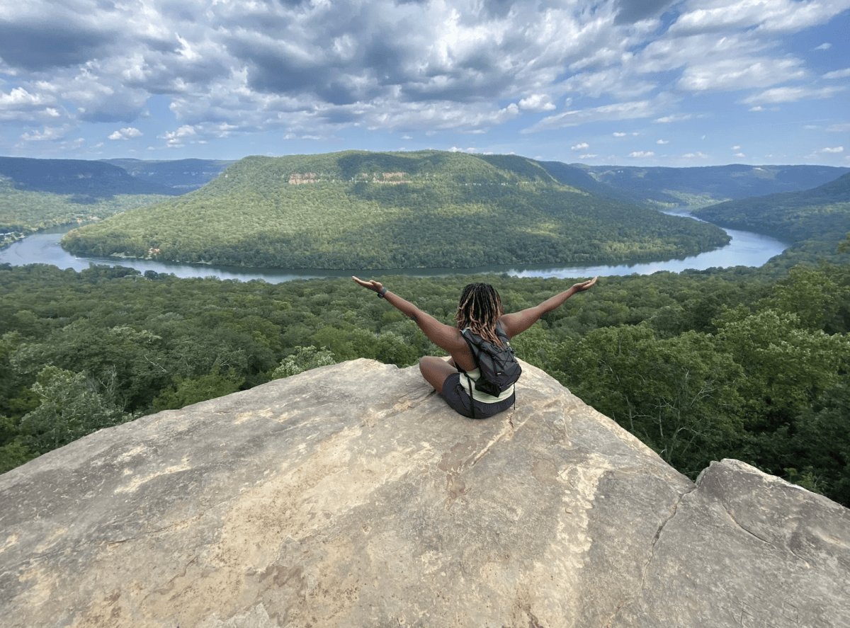 Snooper Snooper's Rock Trail: A Tennessee Hike With New River Gorge-Level Views