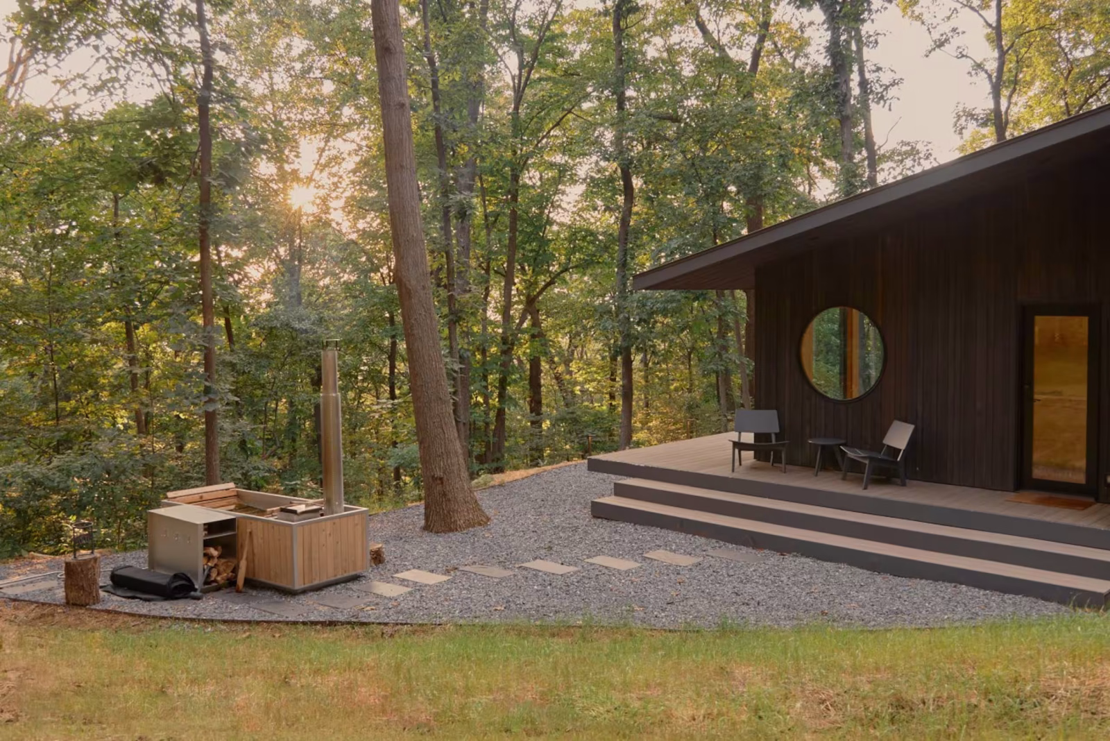 This Blue Ridge Airbnb in Virginia Has a Wood-Fired Hot Tub Among the Trees